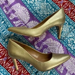 Calvin Klein Kirsten Pumps  - size 7 gold
